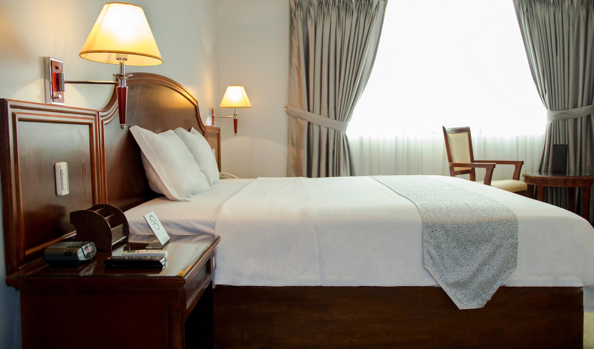 Kingdom Hotel 4*