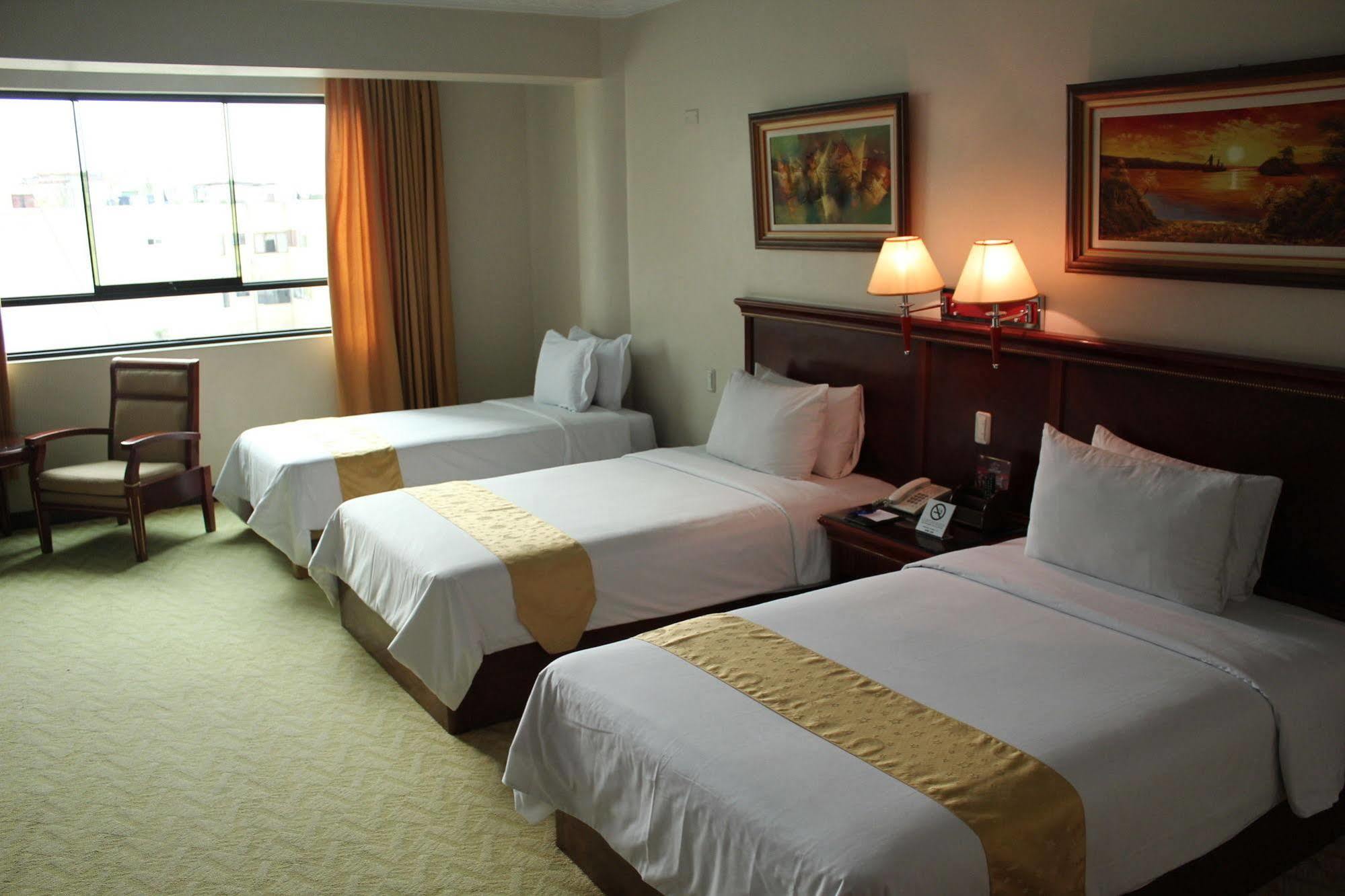 Hotel Kingdom 4*